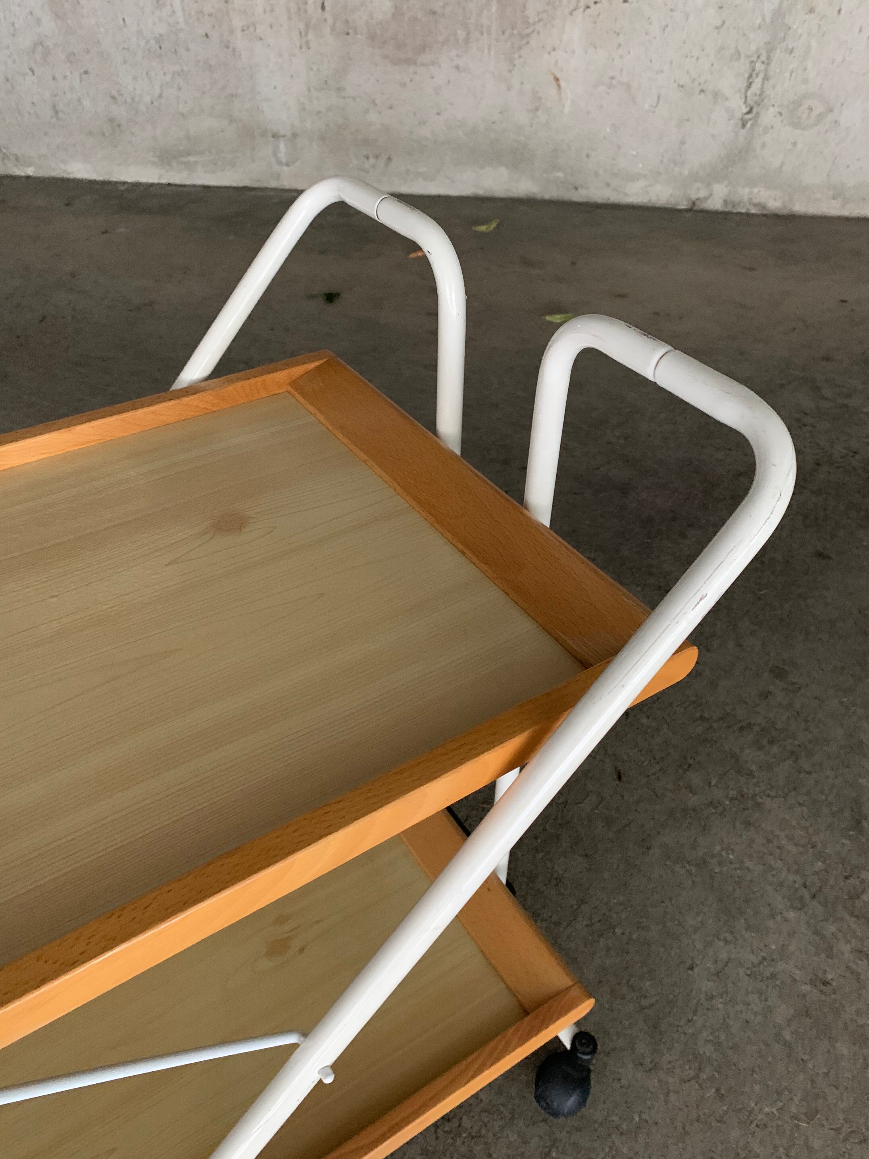 Vintage rolling table service