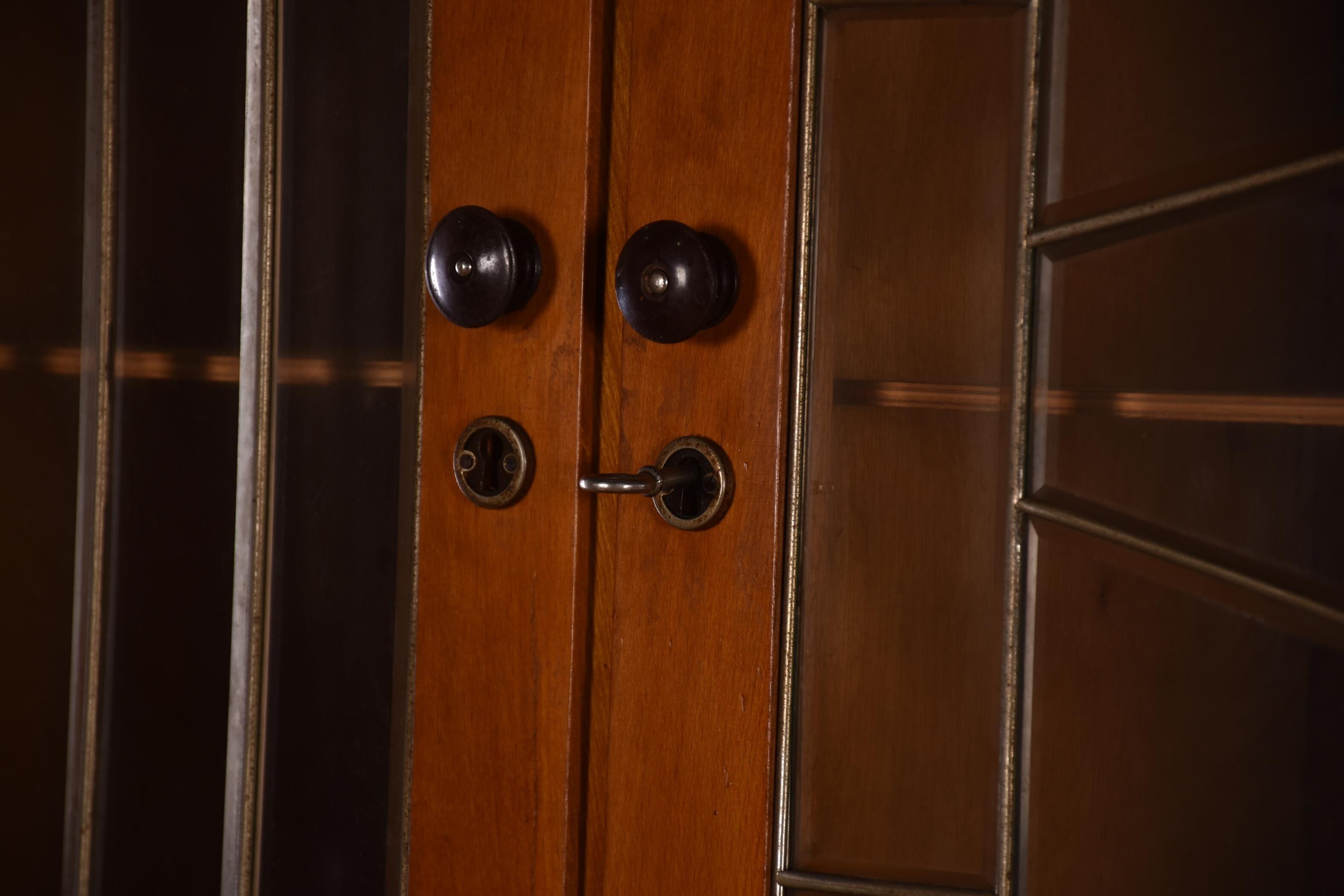 Armoire buffet vintage