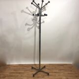 Coat rack on stand