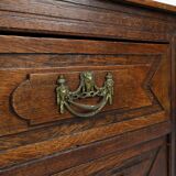 Antique hand crafted en carved chest of drawers in oak, ca. 1800