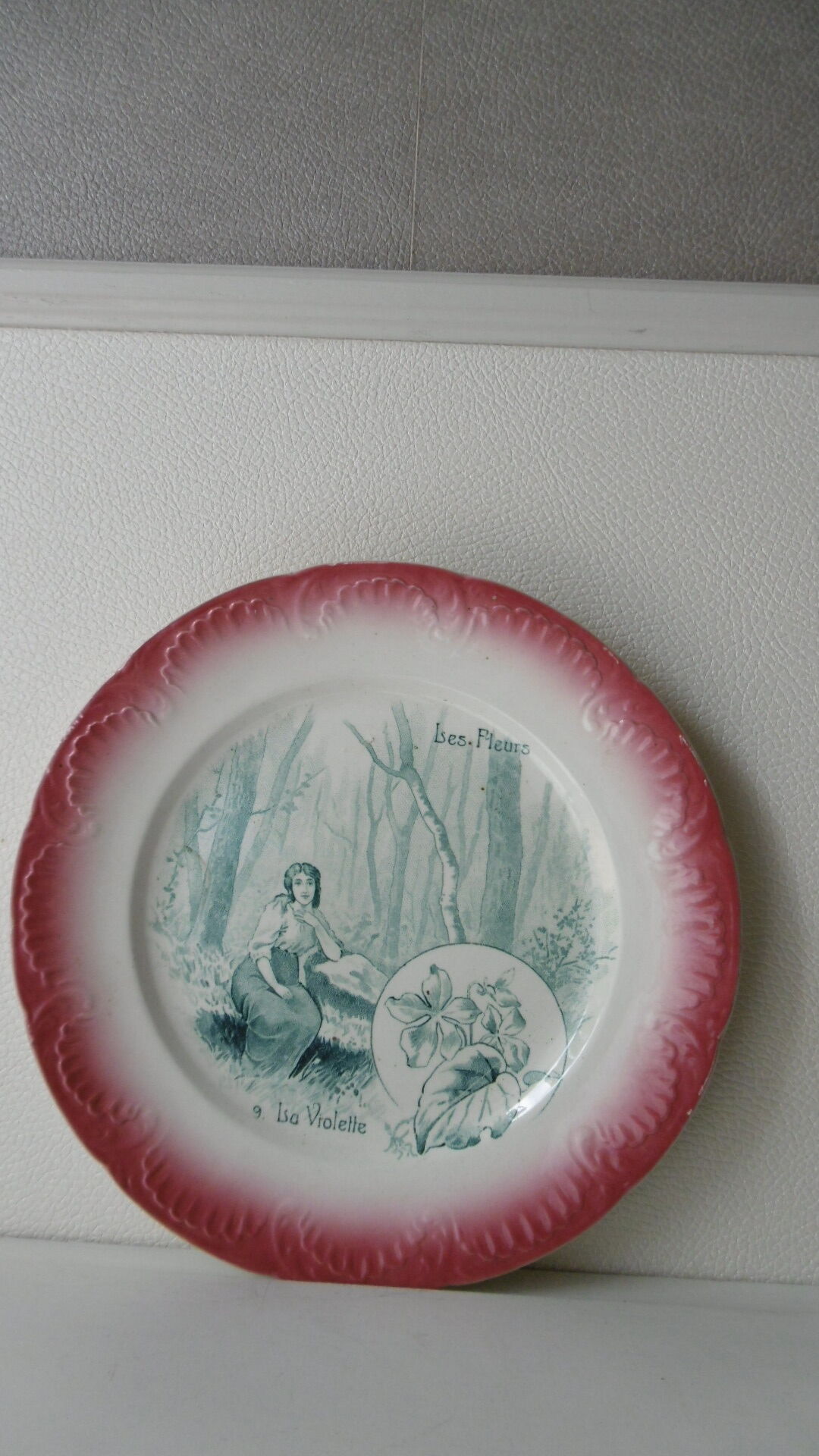 Digoin Sarreguemine talking plate old earthenware