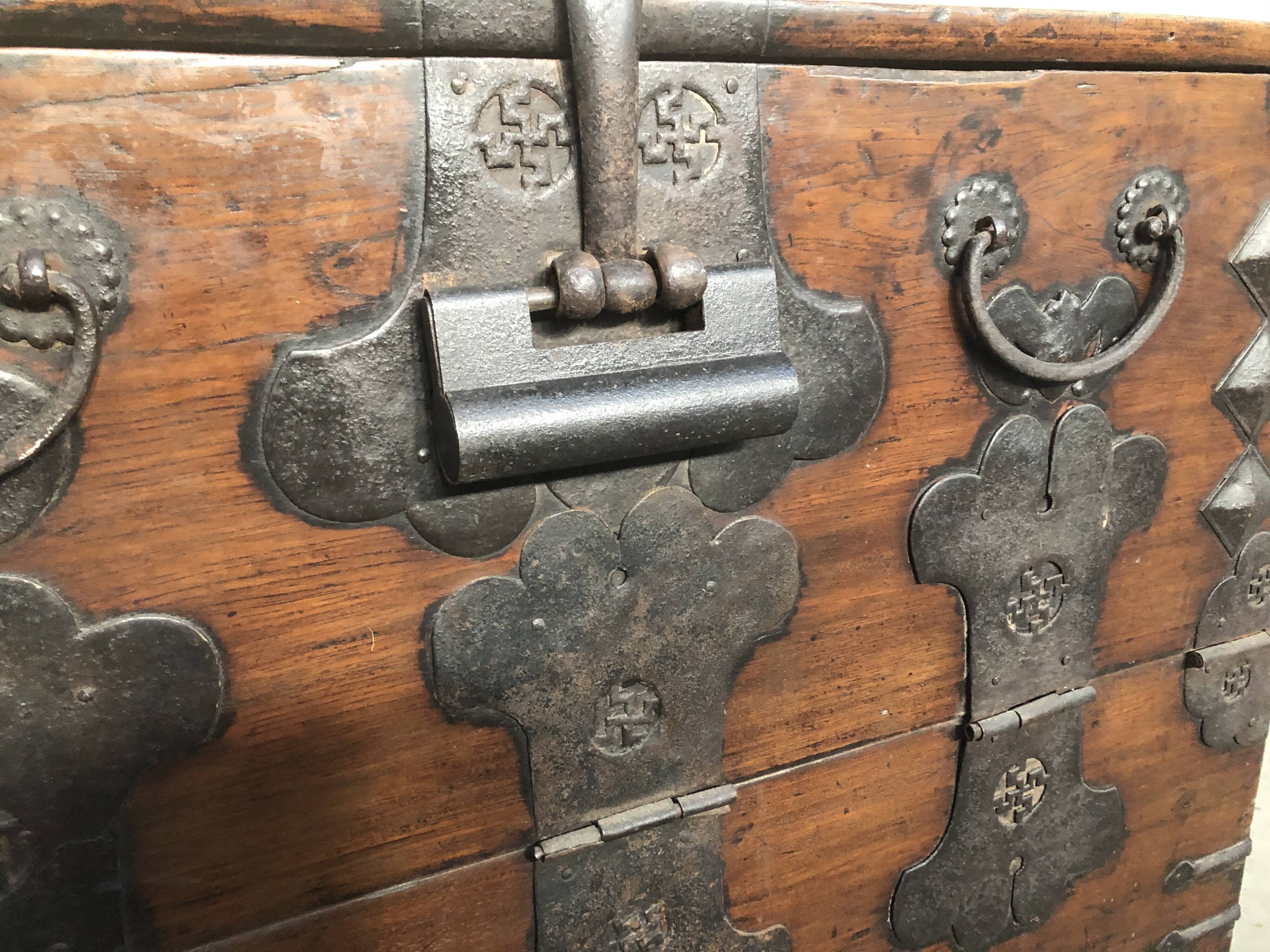 Old korean bar chest 19 year