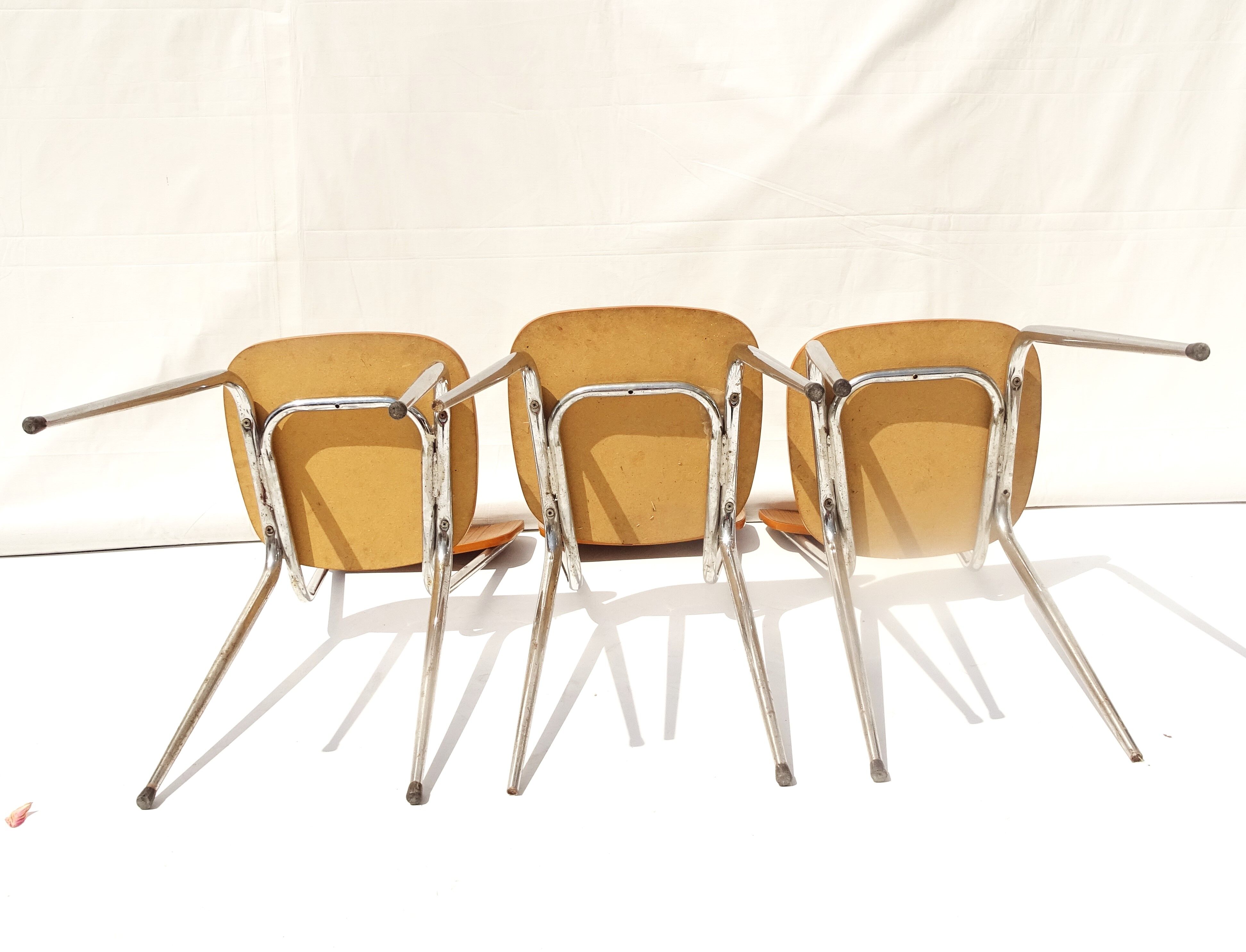 Lot  de 3 chaises  formica couleur  bois