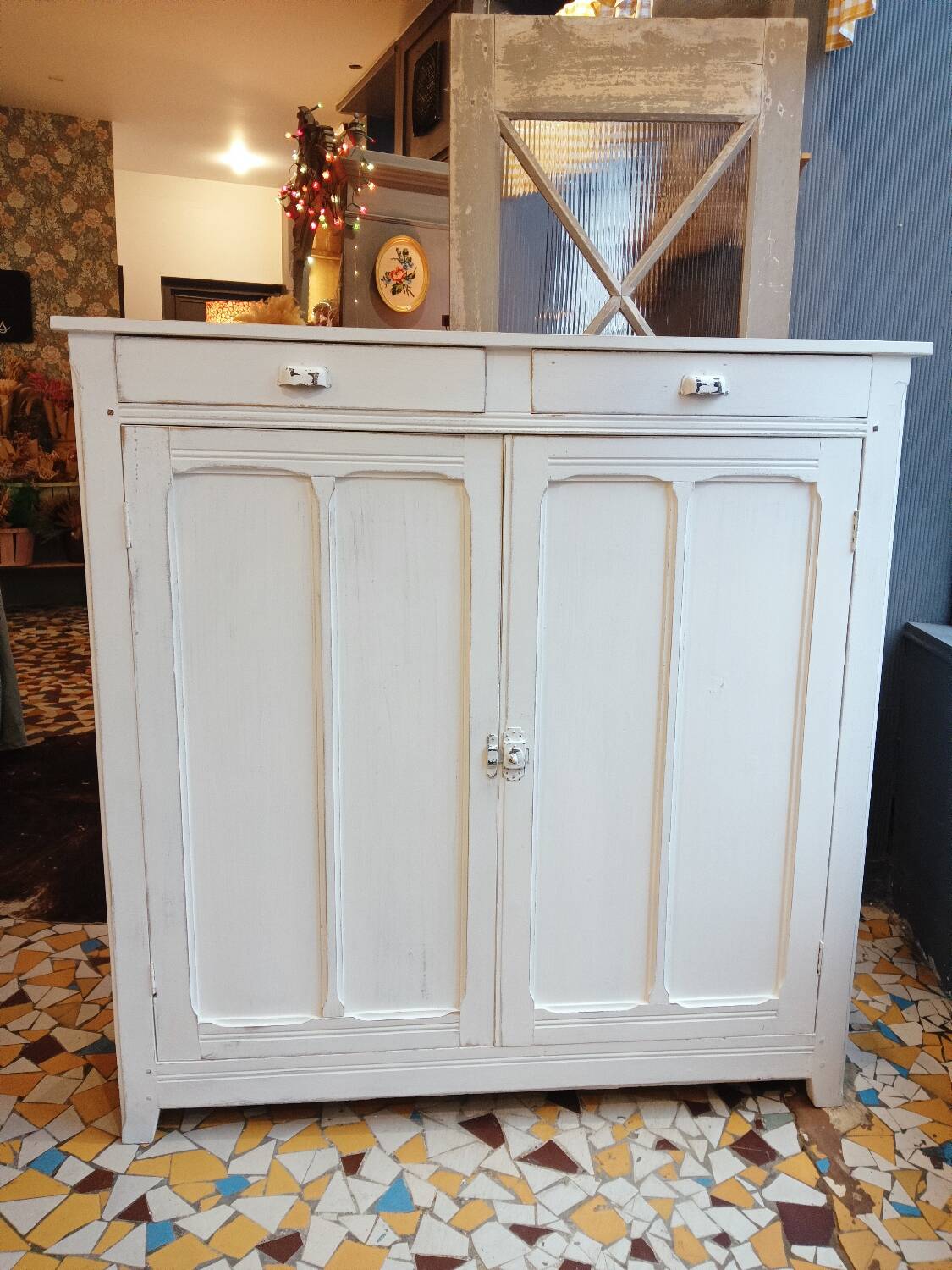 Grand Parisian buffet