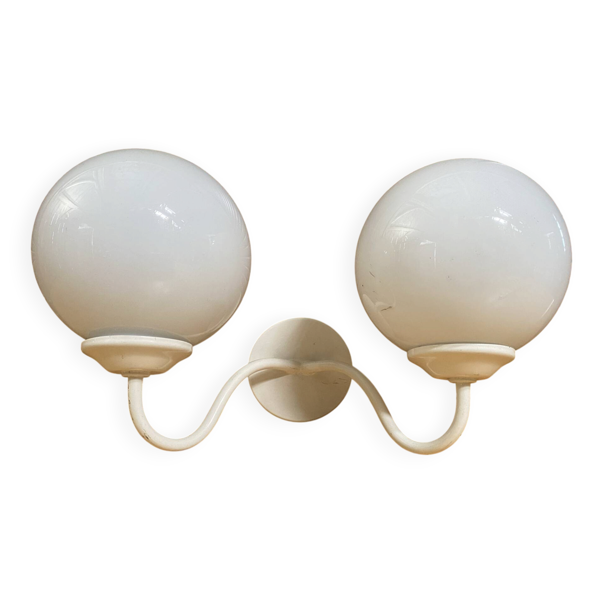 Double Minimalist Opaline Ball Wall Light + White Metal Support 80