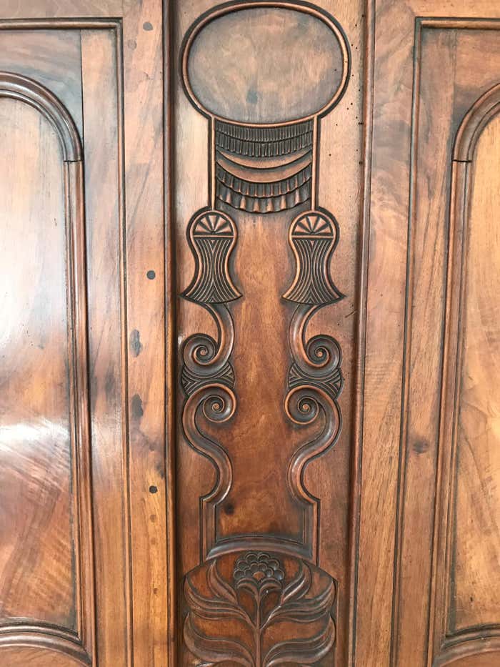 Bressane wardrobe - 18th France