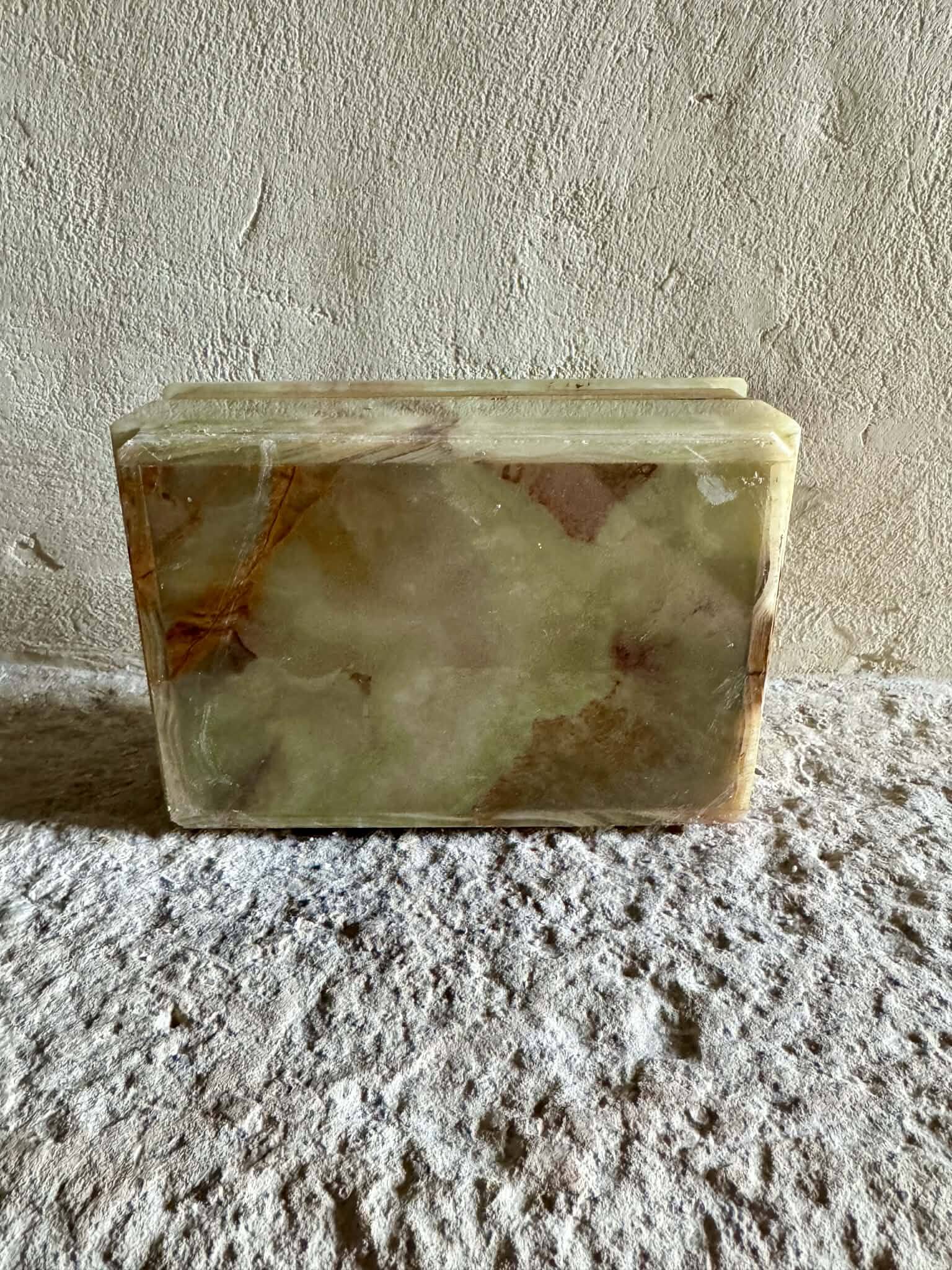 Ashtray, onyx box from the 1960s, vintage Italy.