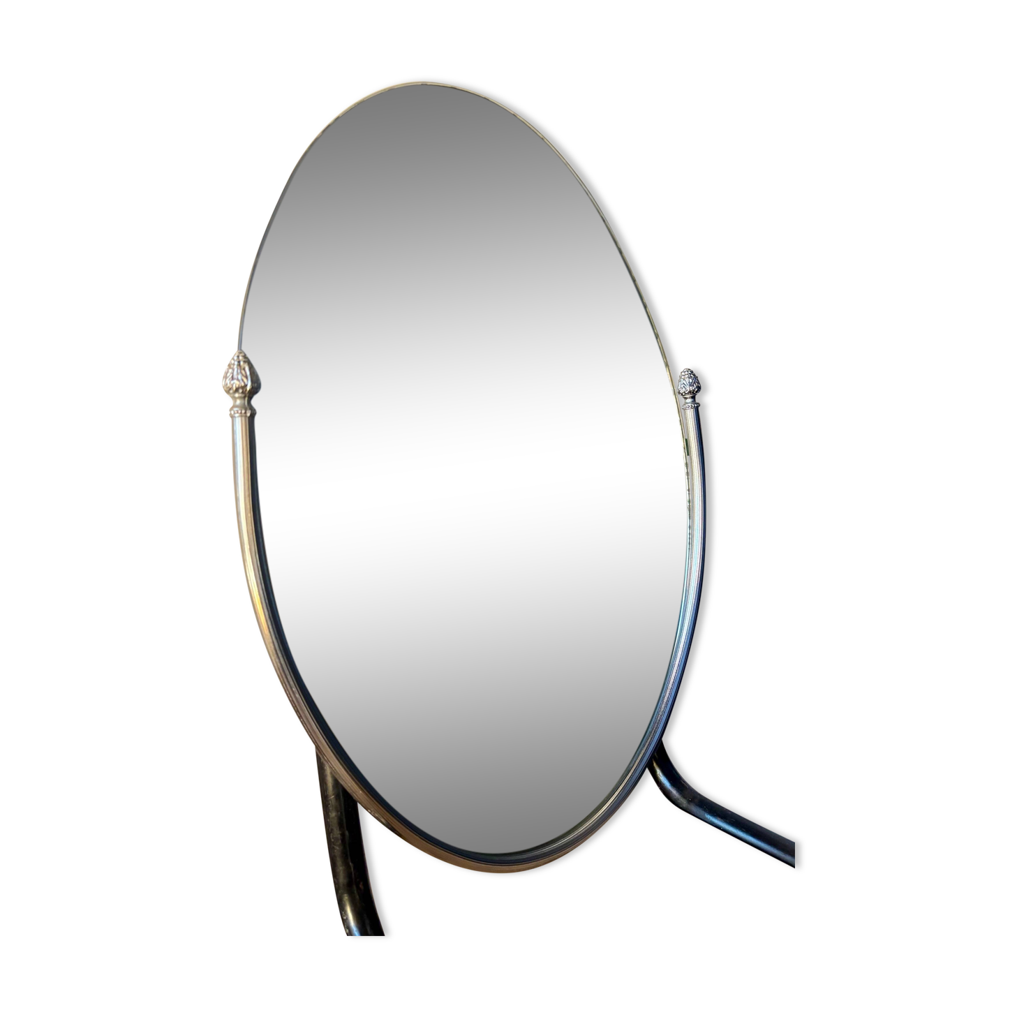 Oval beveled mirror