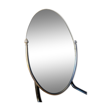 Oval beveled mirror