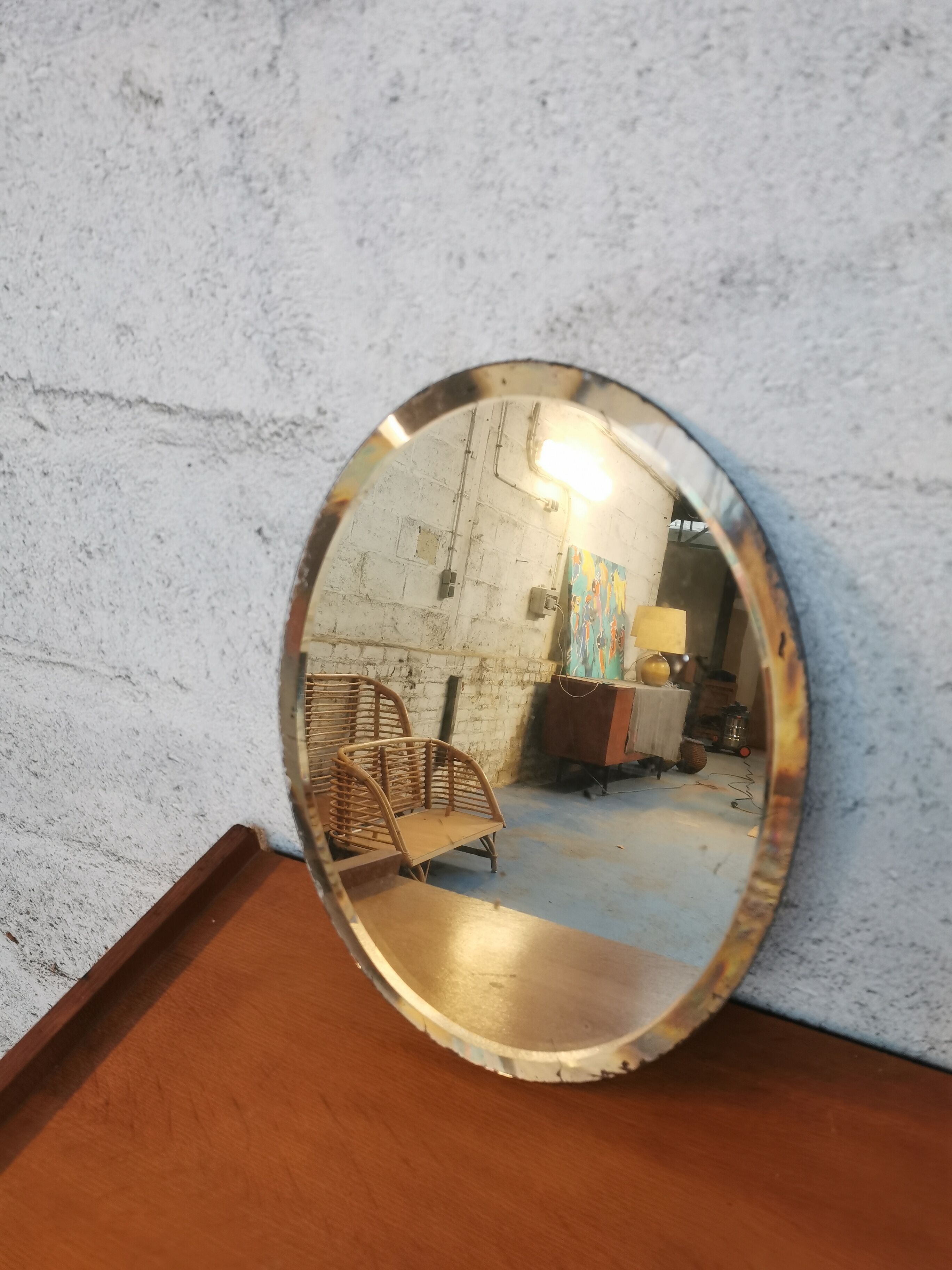 Oval beveled mirror