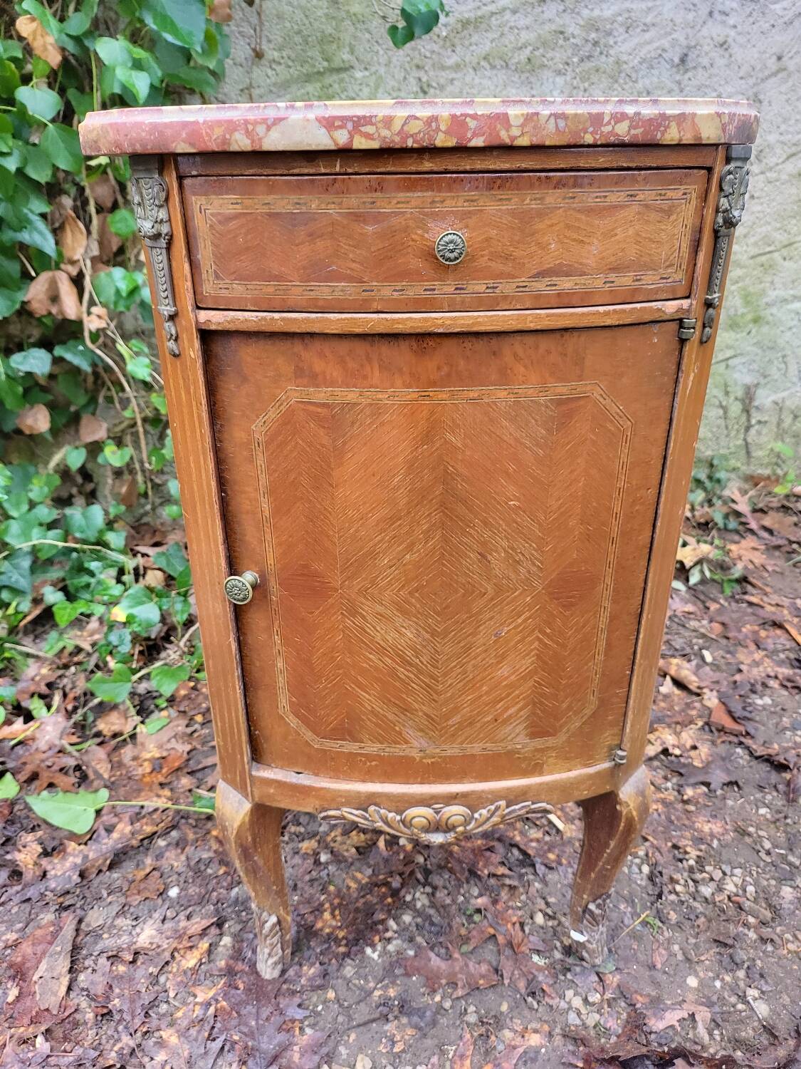 Antique side table in marquetry wood with a marble top – late 11th century