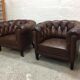 Paire de fauteuils cuir