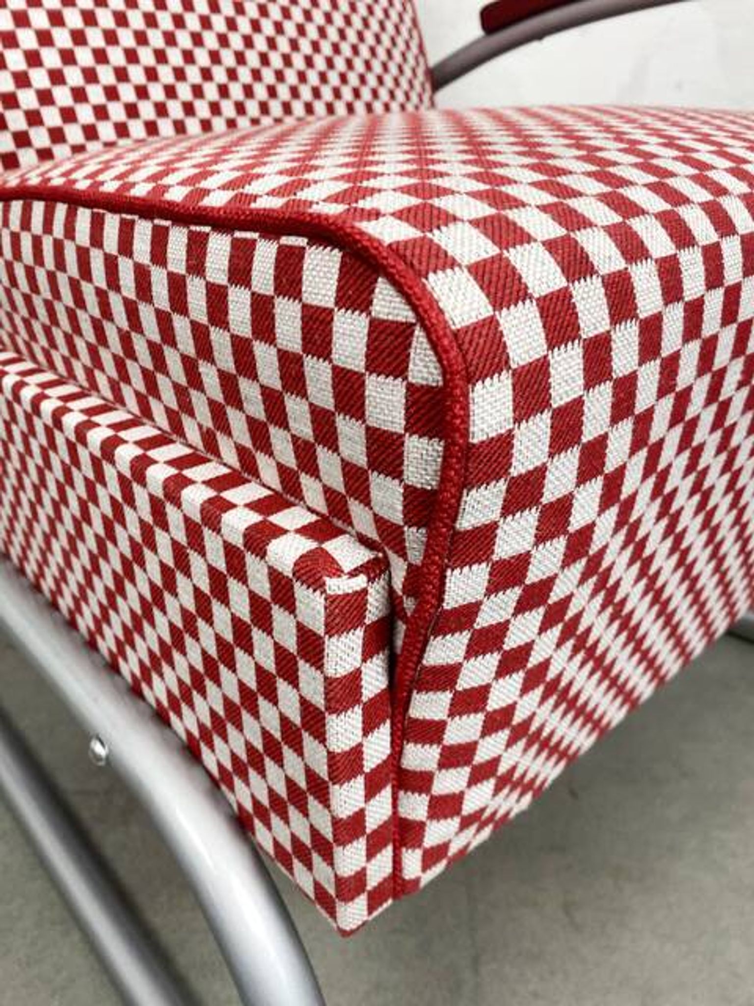 Thonet S-411 Armchair "Red & White"