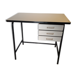 Formica desk