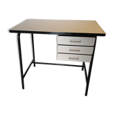 Formica desk