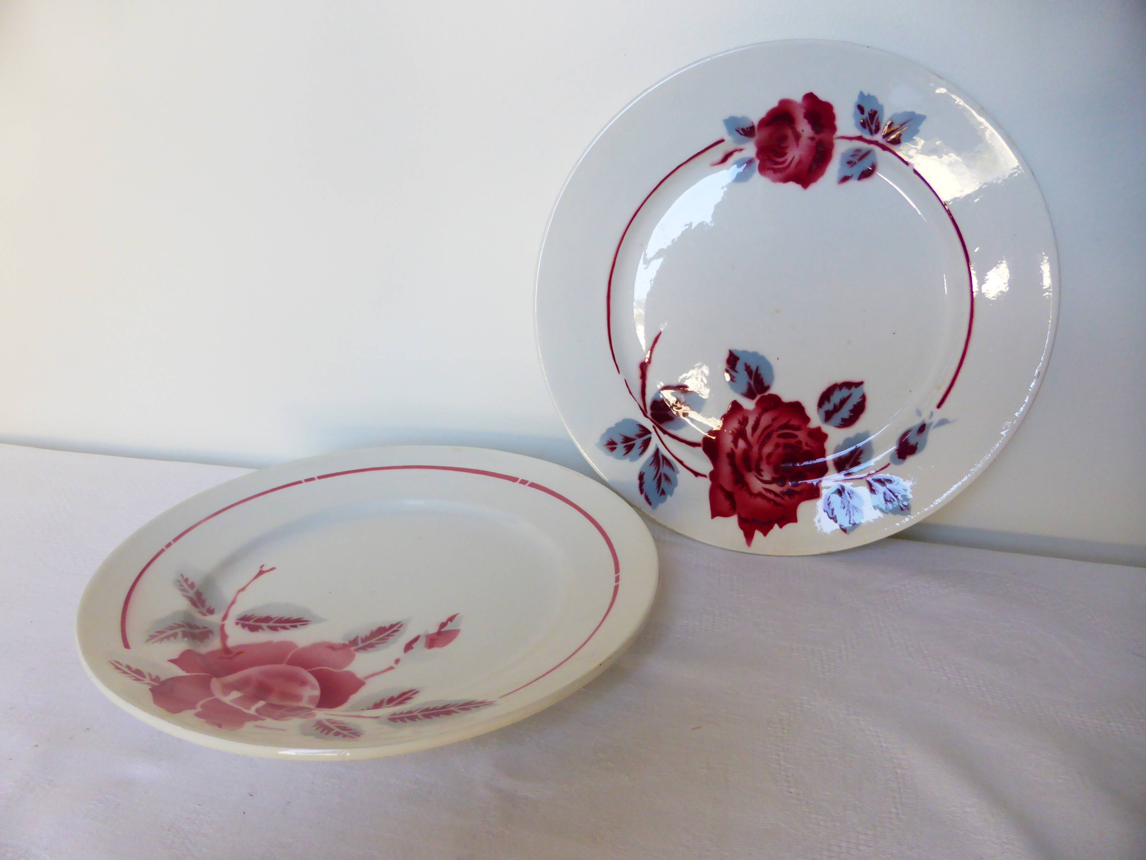 2 vintage mixed dinner plates from Badonviller and Moulin des Loups