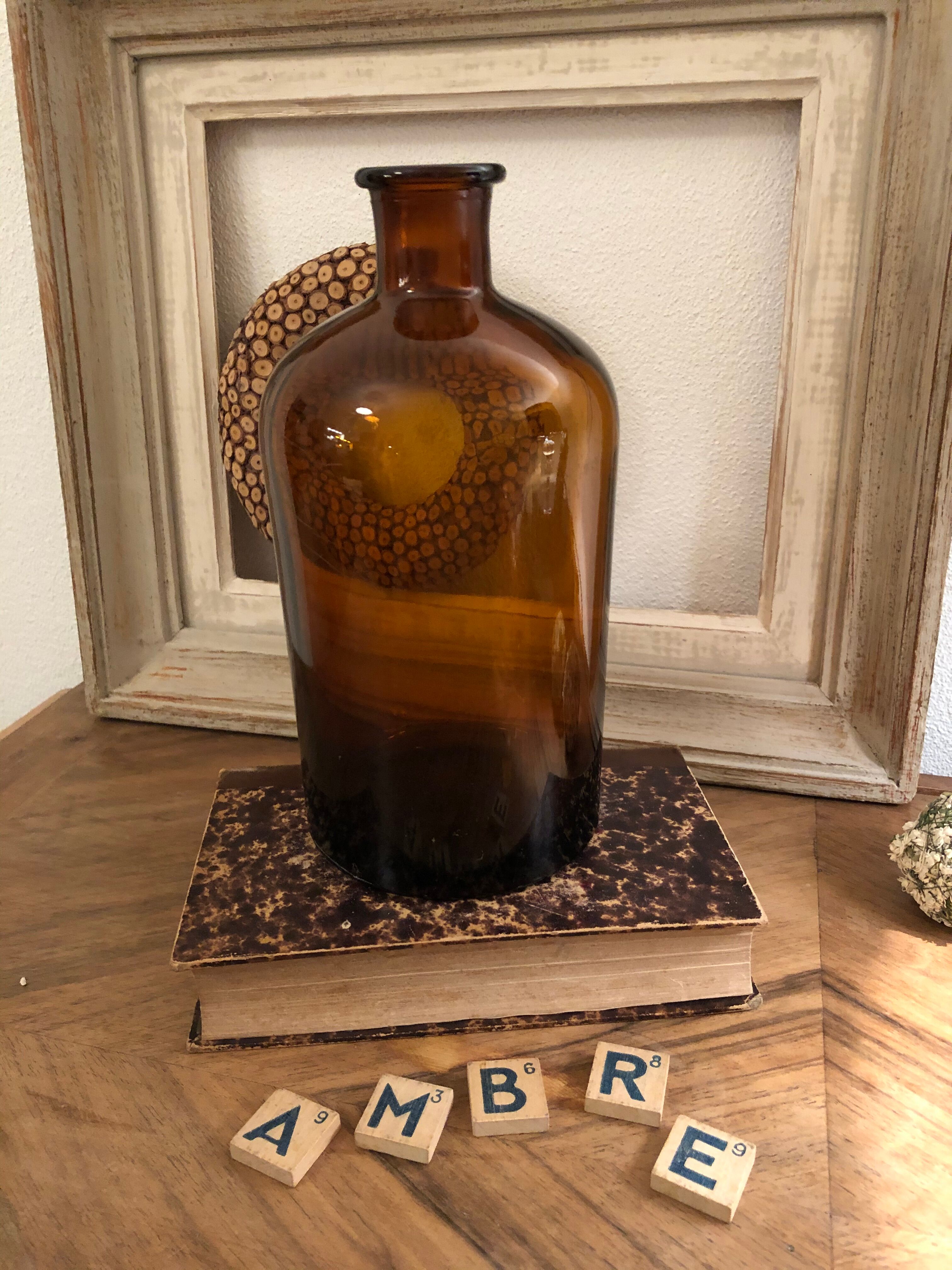 Amber flask