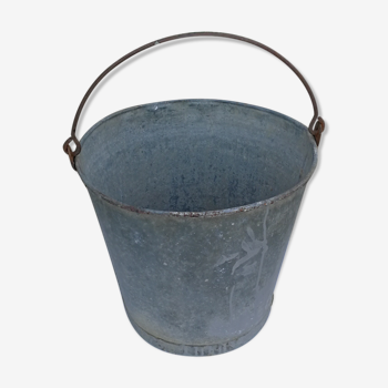 Old bucket of wells