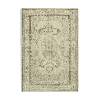 Handmade antique oriental beige carpet 186 cm x 265 cm