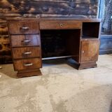 Glass tray desk