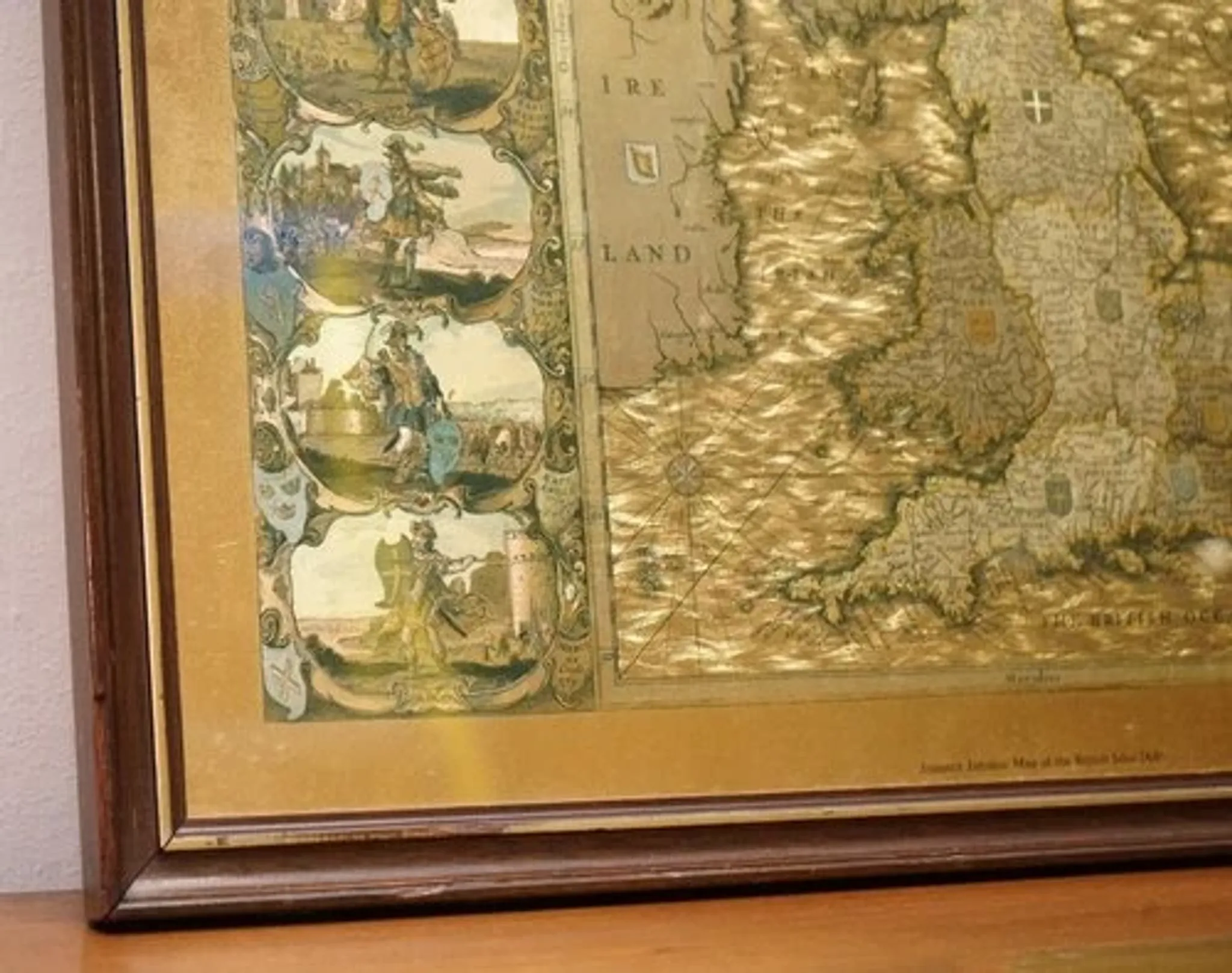 Vintage Map Golden Leaf of the British Isles by Joannes Janssen, 1646