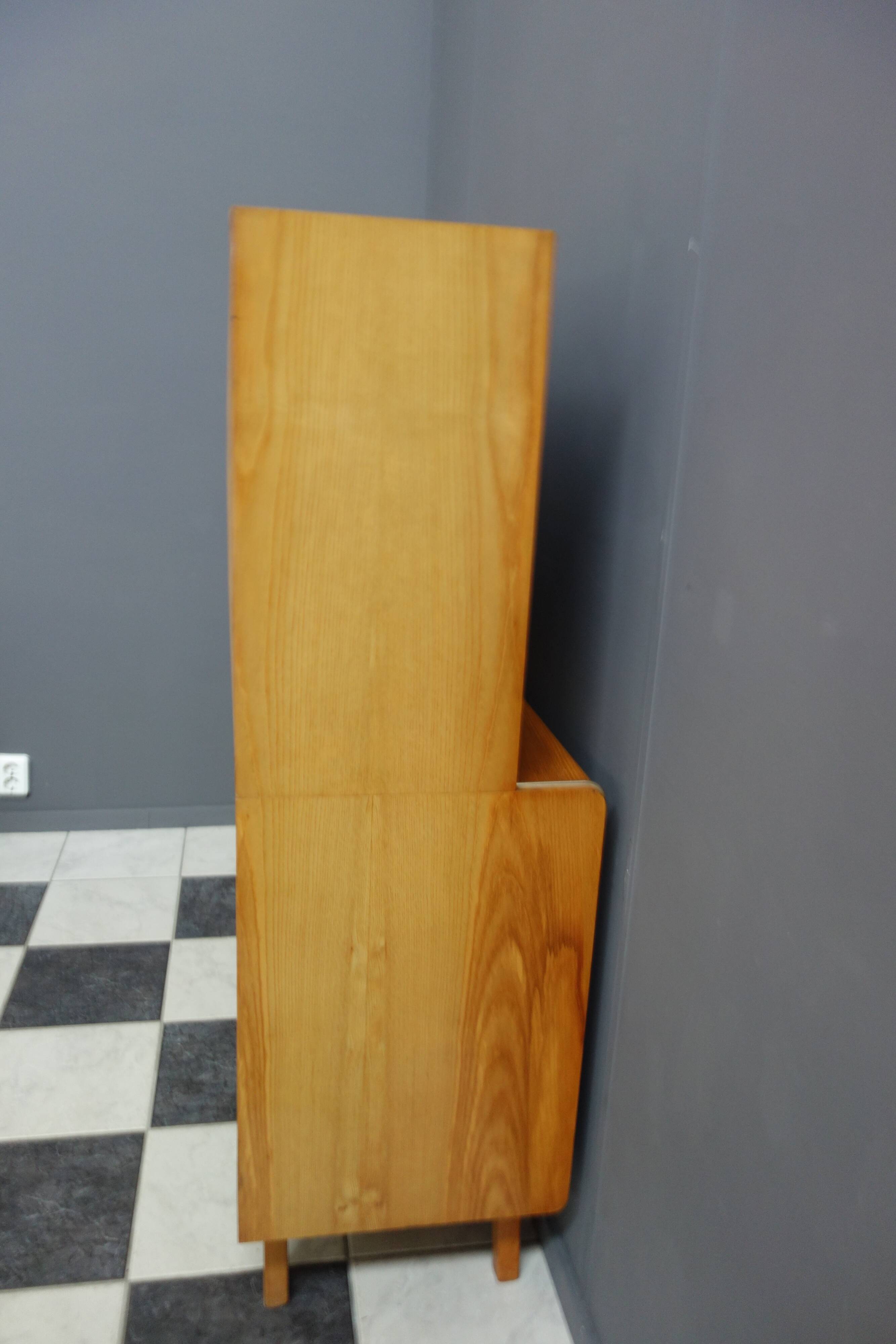 Jitona showcase cabinet by Bohumil Landsman 1960s