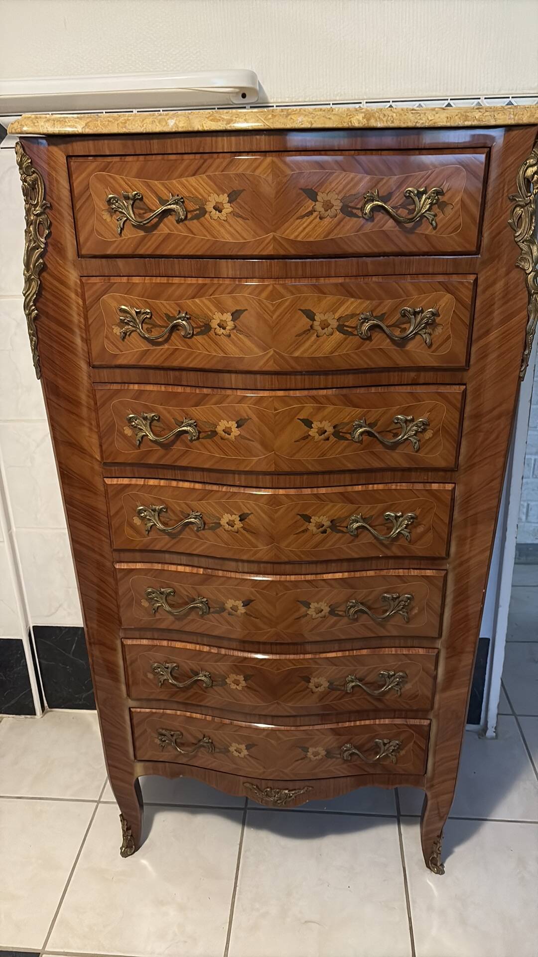 Louis XV style rosewood chest of drawers