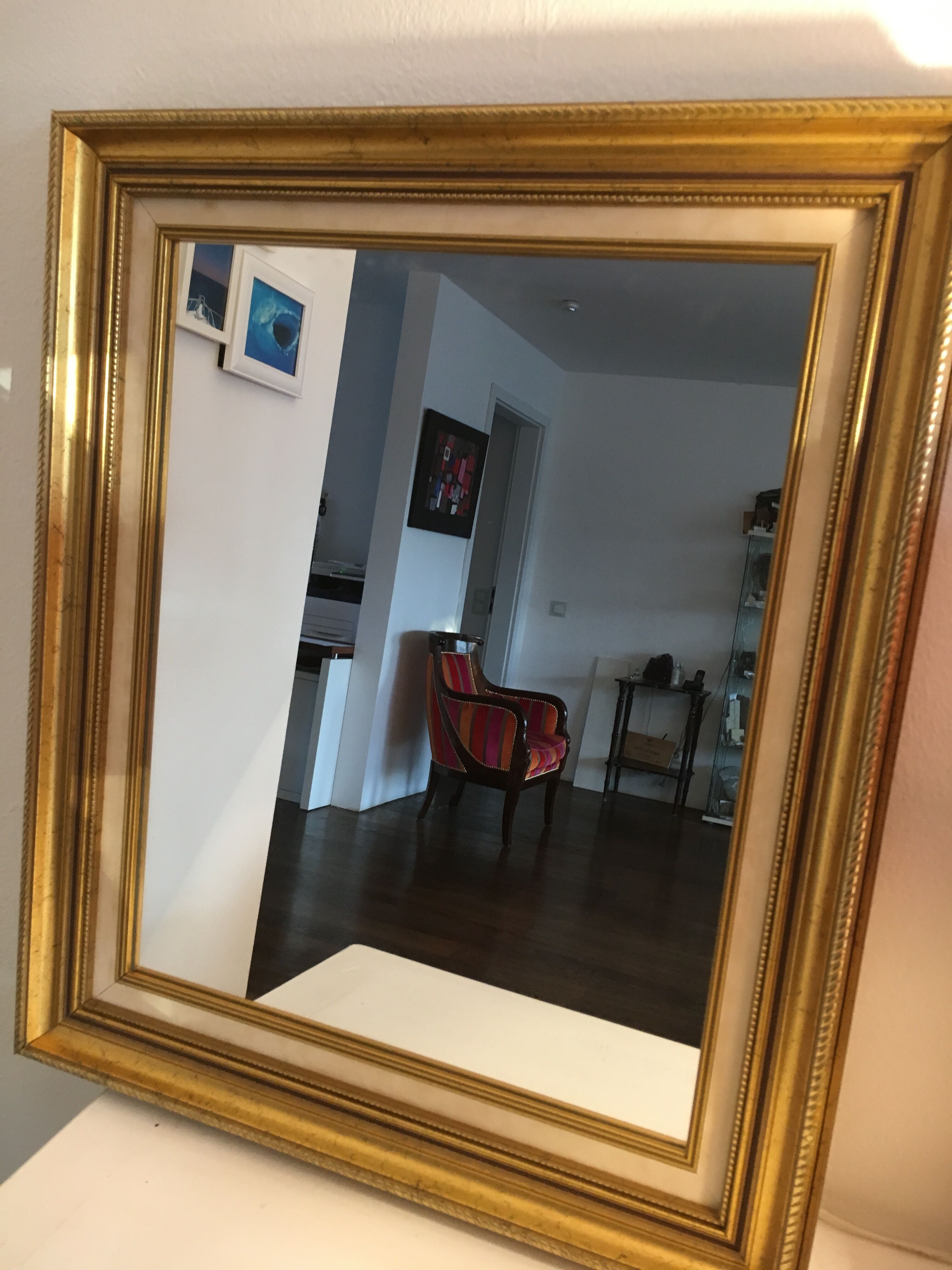 Mirror in gilded wood 65x55 cm