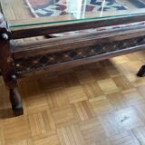 Table basse en bois massif avec tiroirs et plateau en verre – pièce unique