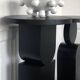 Sellette - Table d'appoint en bois teinté noir