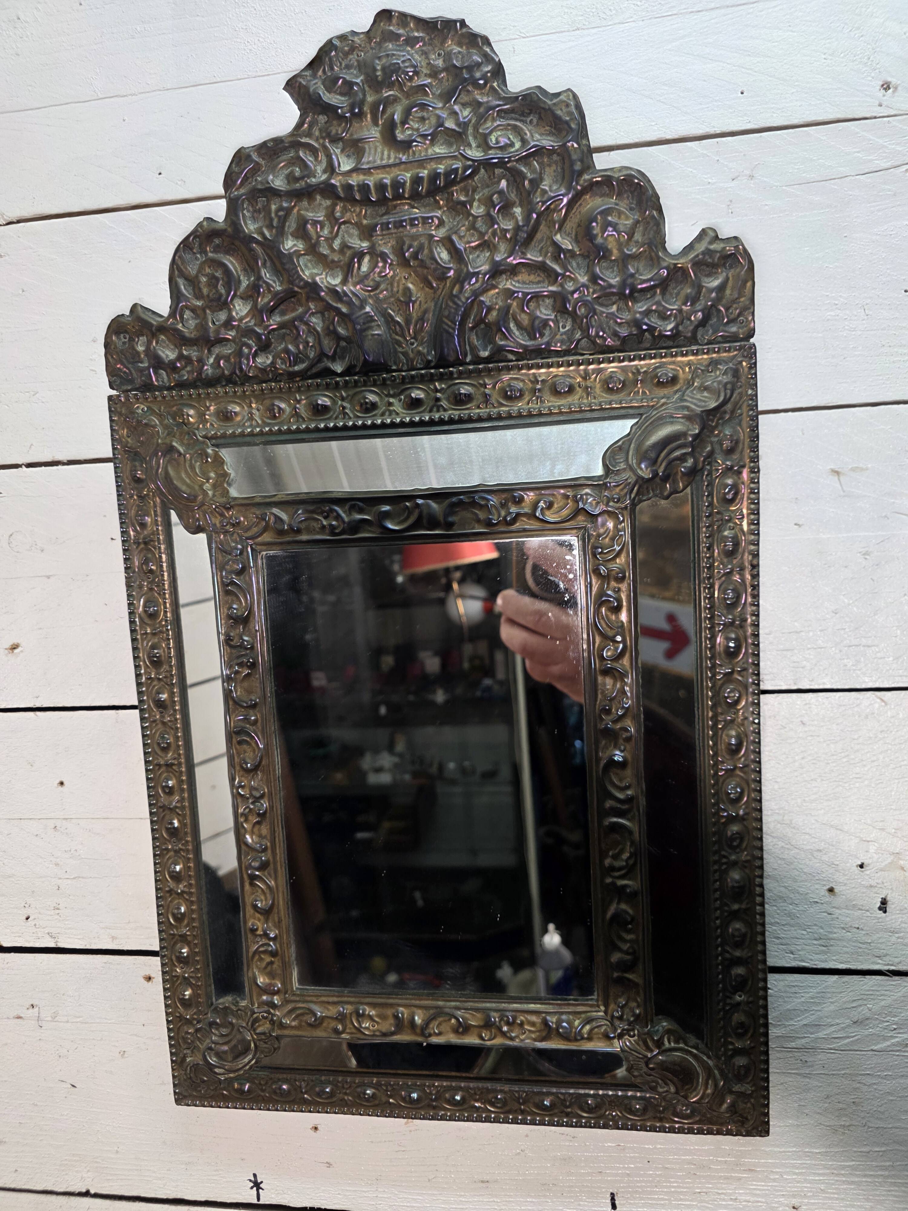 Miroir en laiton à parcloses du XIXe