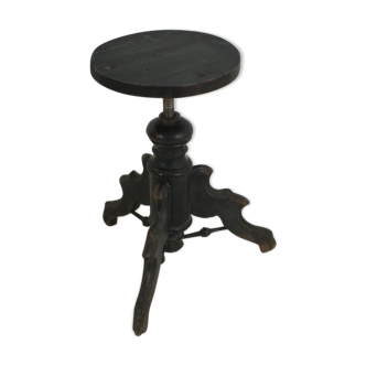 Antique stool ca 1920