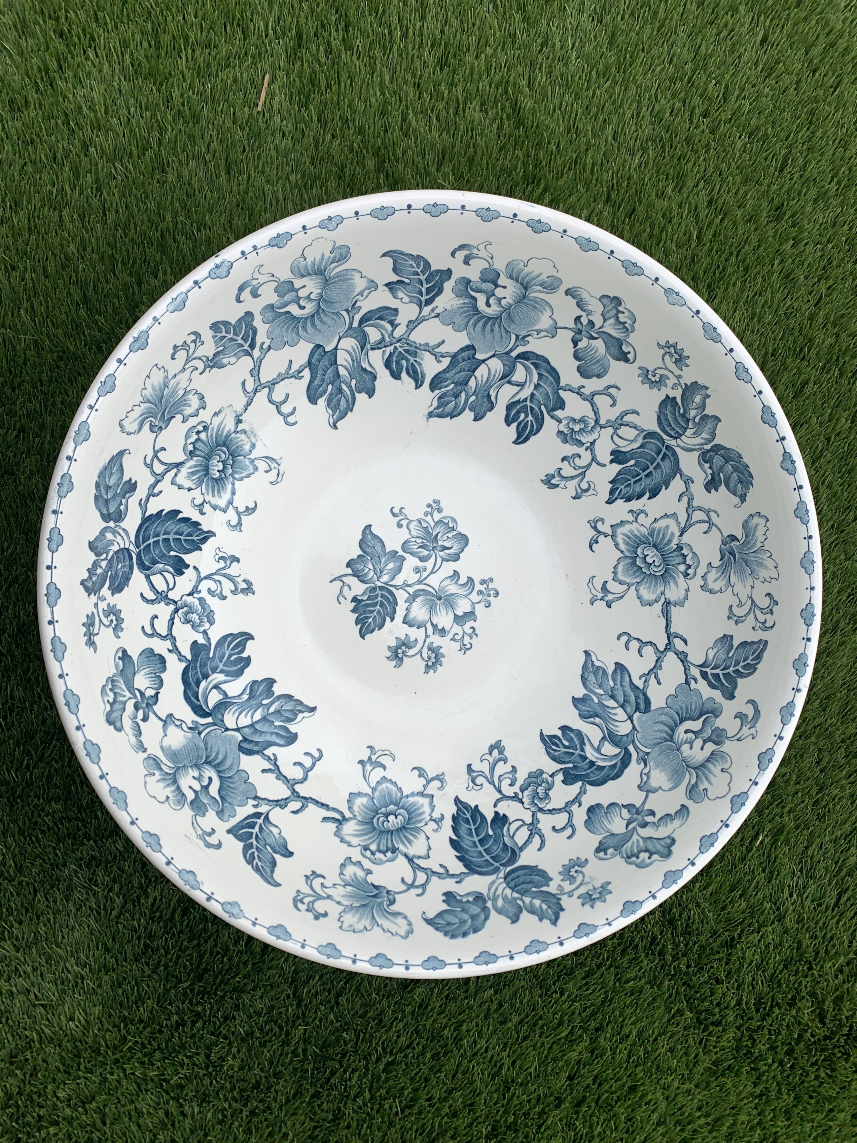 Bowl in Longwy earthenware, lemon model