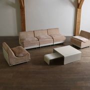Canapé modulaire COR Orbis en velours côtelé par Luigi Colani, années 1970.
