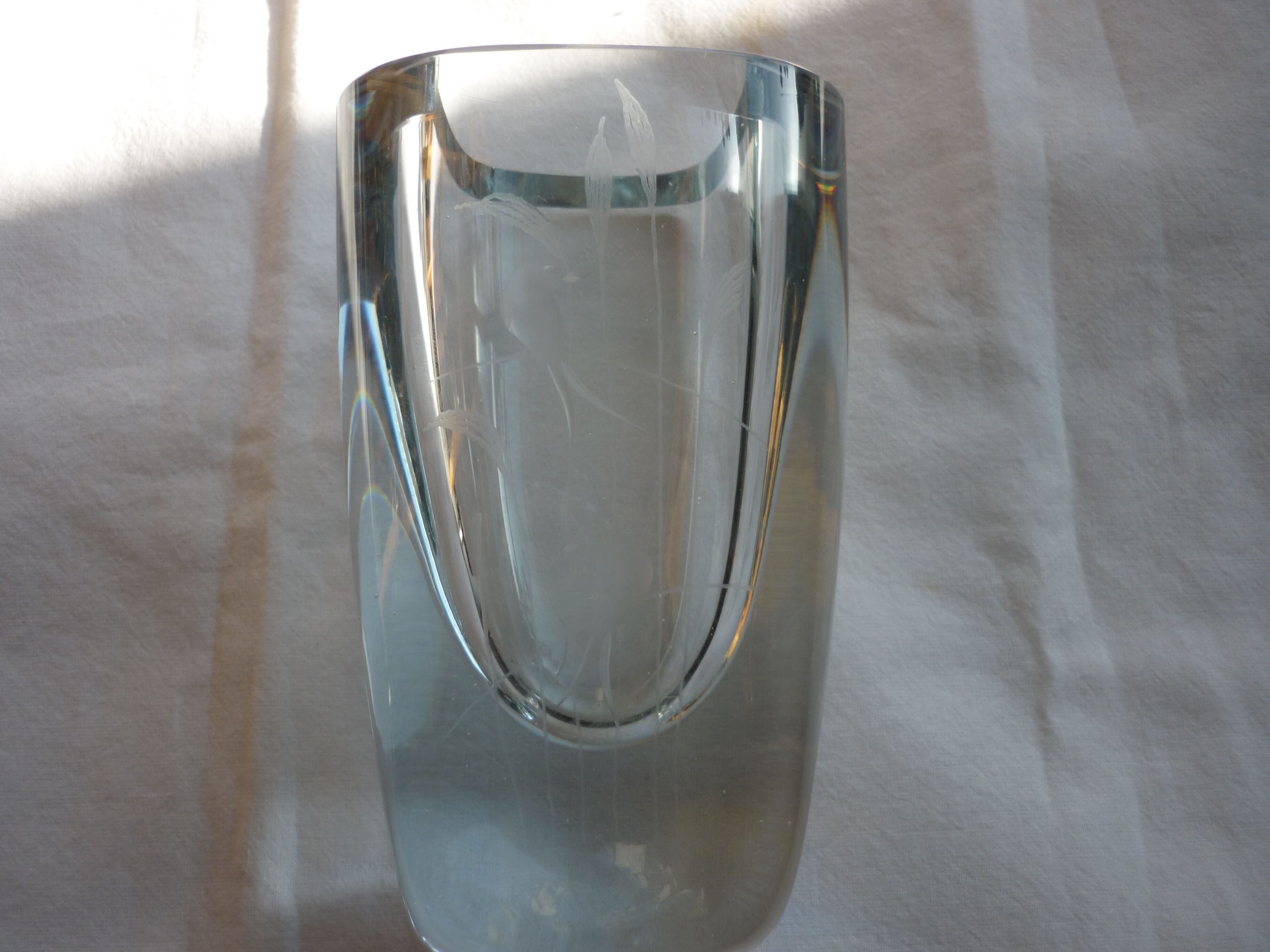 Crystal vase bluish Scandinavian burning birds