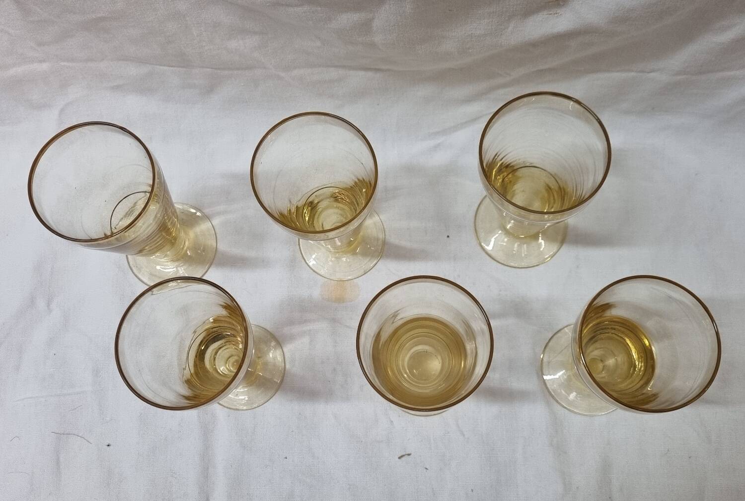 6 Art Deco golden yellow glasses