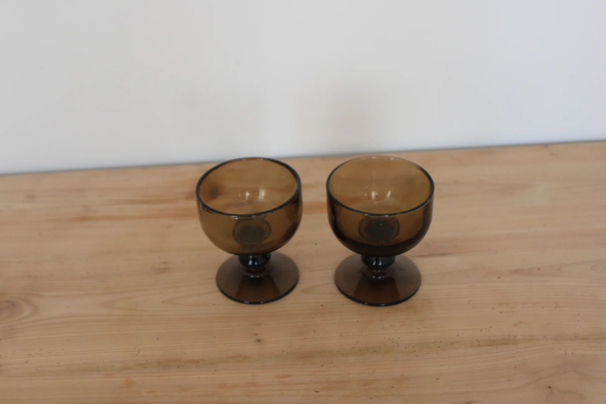 Pair of vintage brown smoked glass cups – 1960s/70s