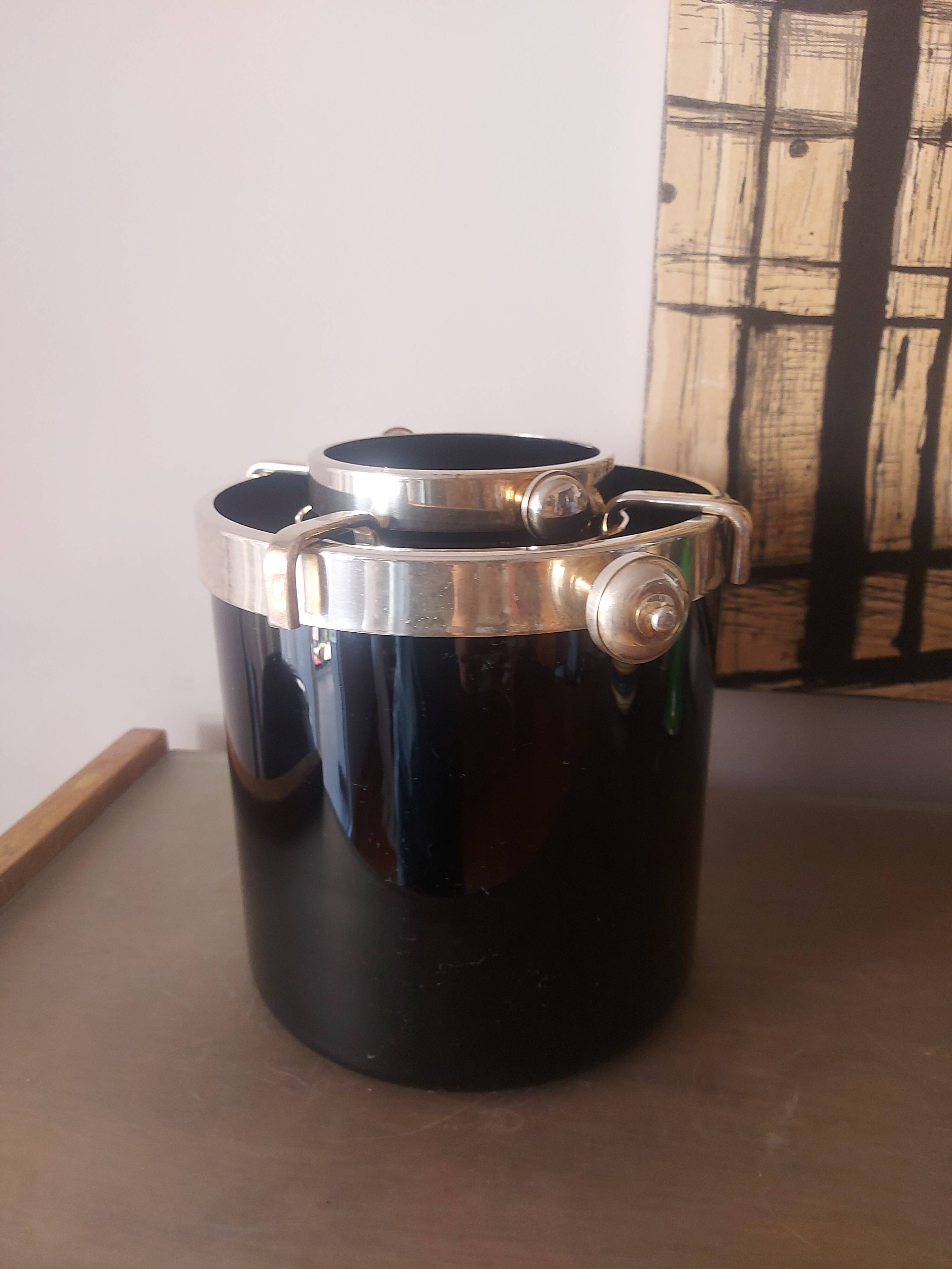 Fleuron champagne bucket, christofle