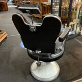 Barber's armchair