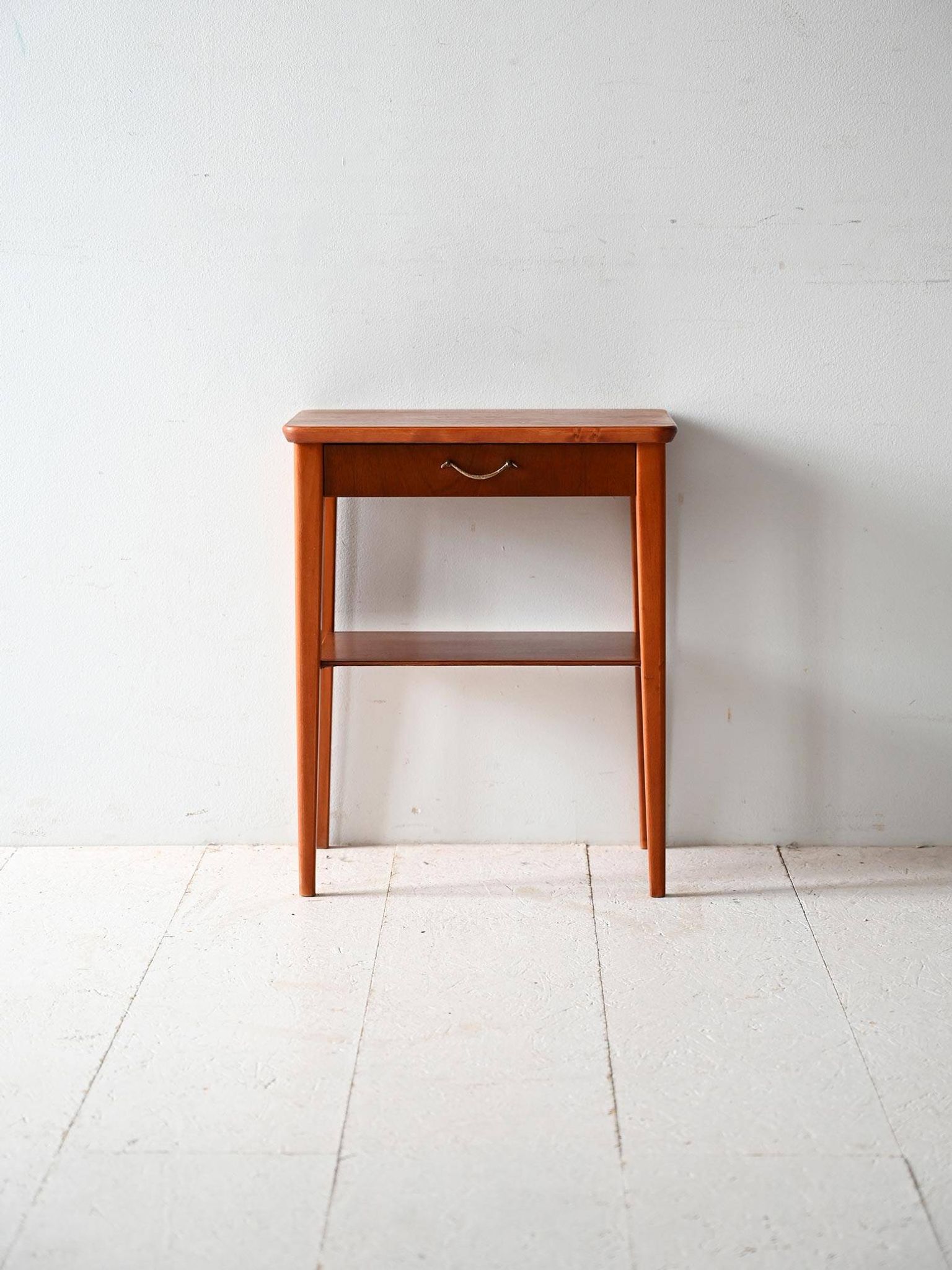 Table de chevet scandinave en teck et acajou des années 1950