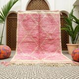 Handmade Moroccan wool rug size 150 x 250 cm pink