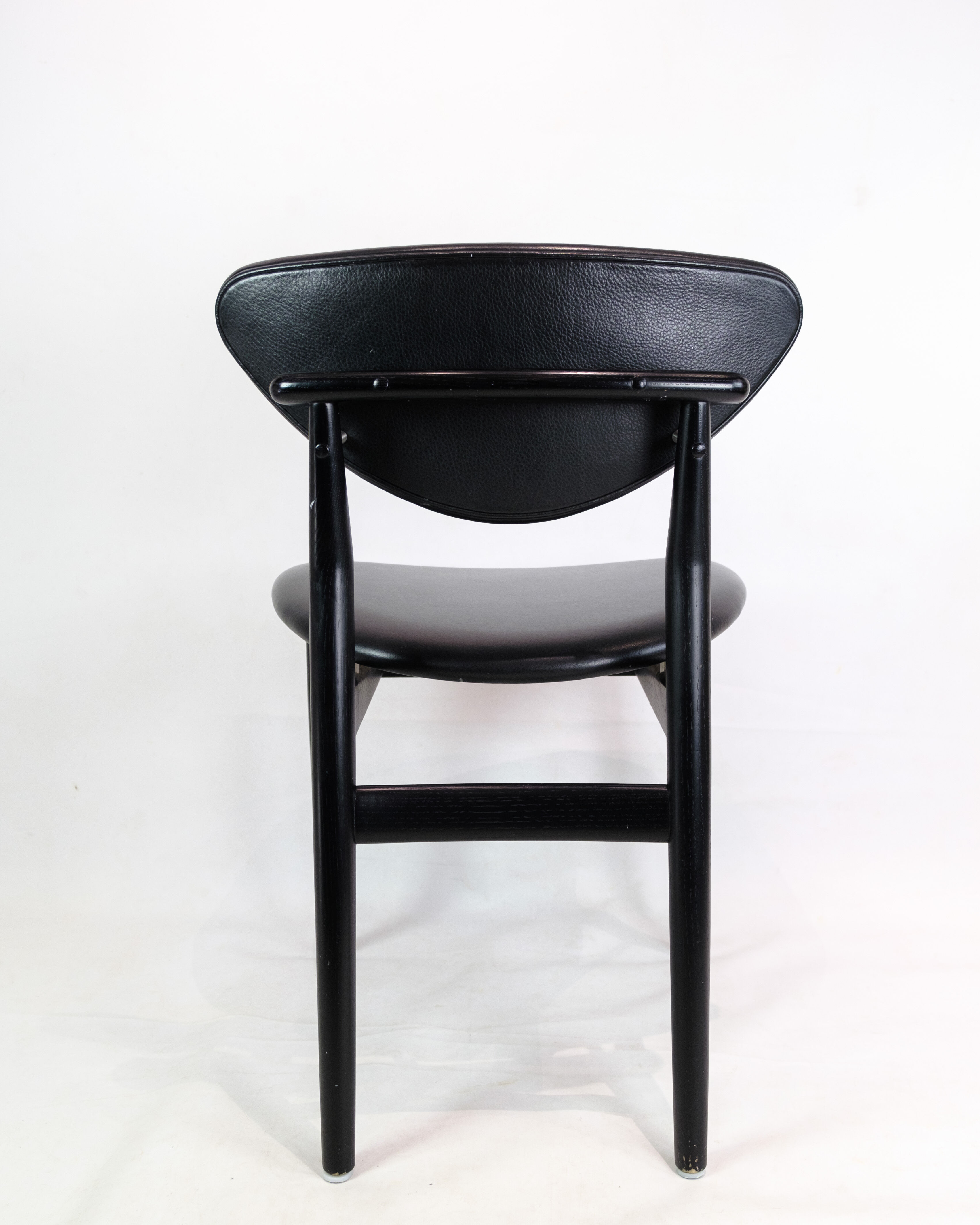 Chair, Finn Juhl, Black painted oak, House of Finn Juhl, model 108