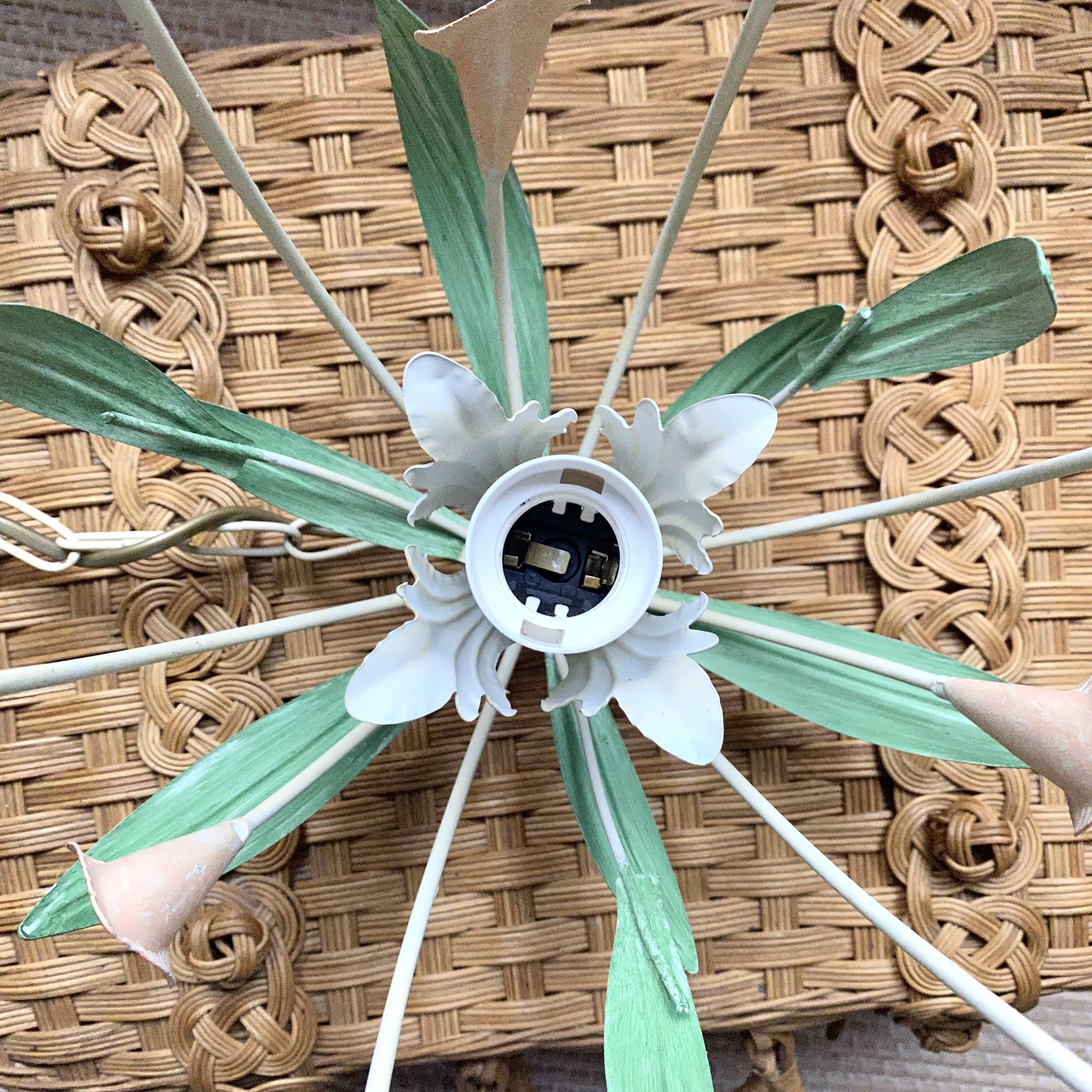 Suspension leaves and flowers