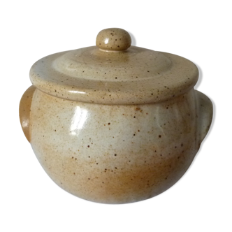 Stoneware pot