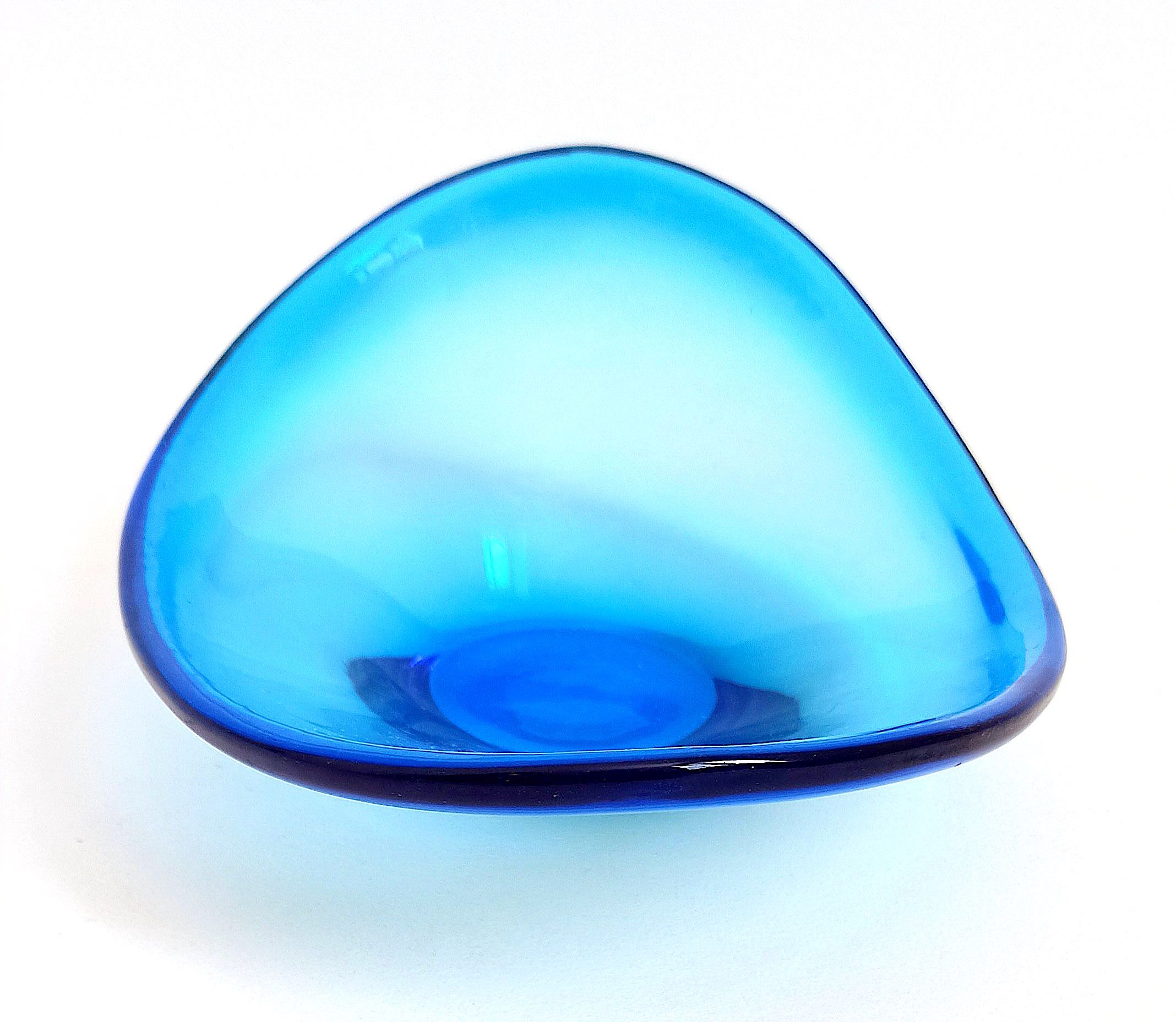 Empty pocket Lotta Petterson blue glass