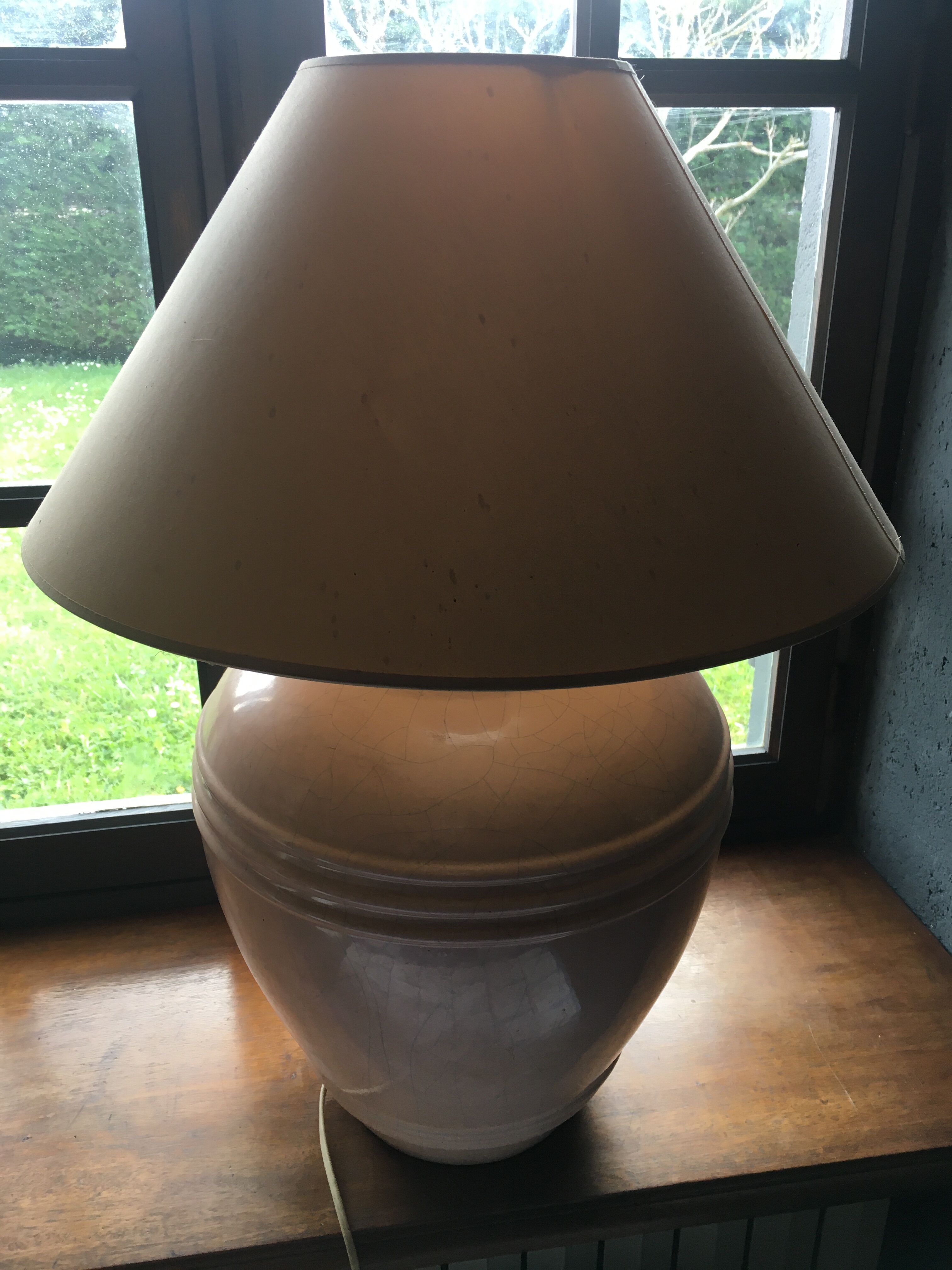 Pink ceramic lamp