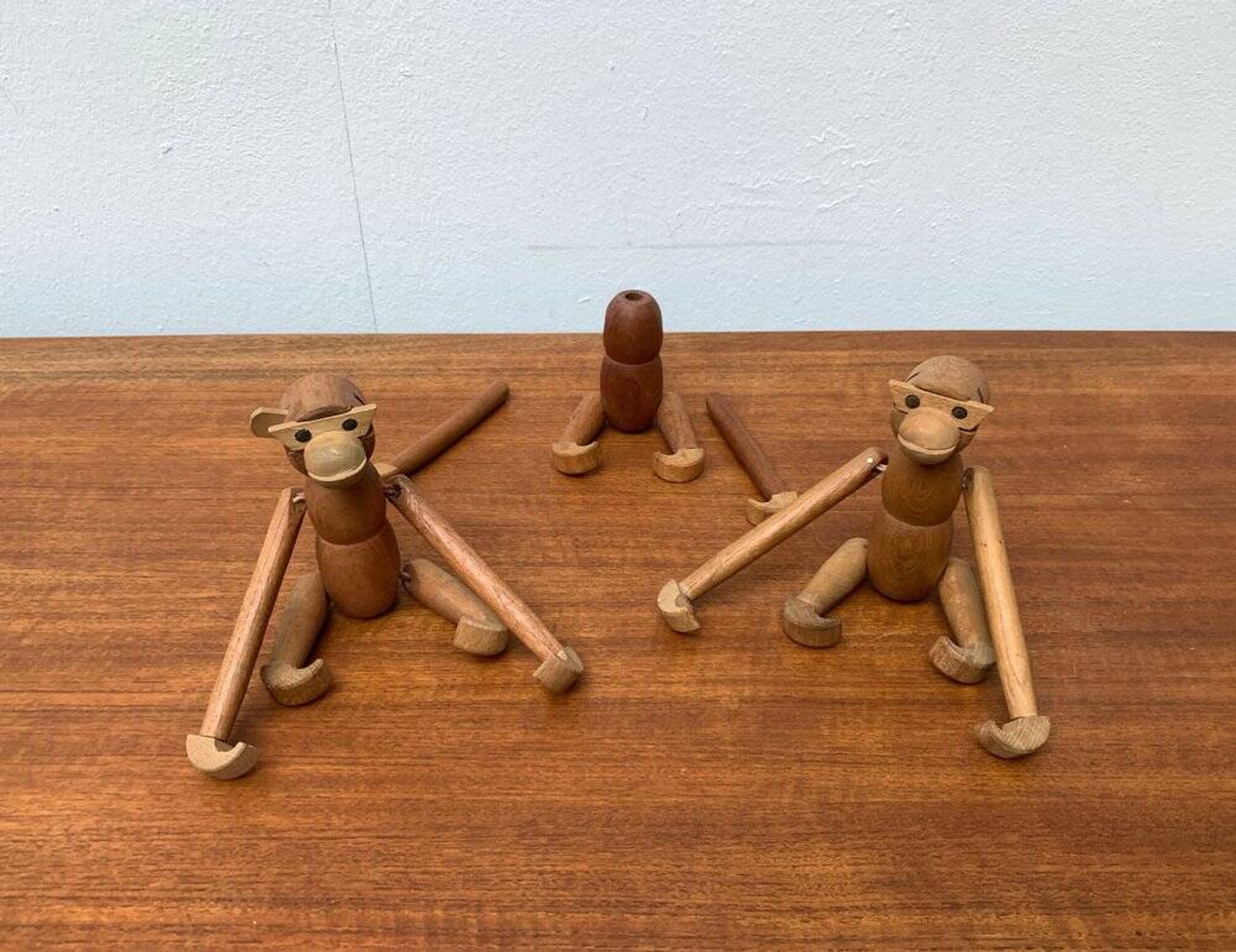 Singes en bois danois du milieu du siècle, lot de 3