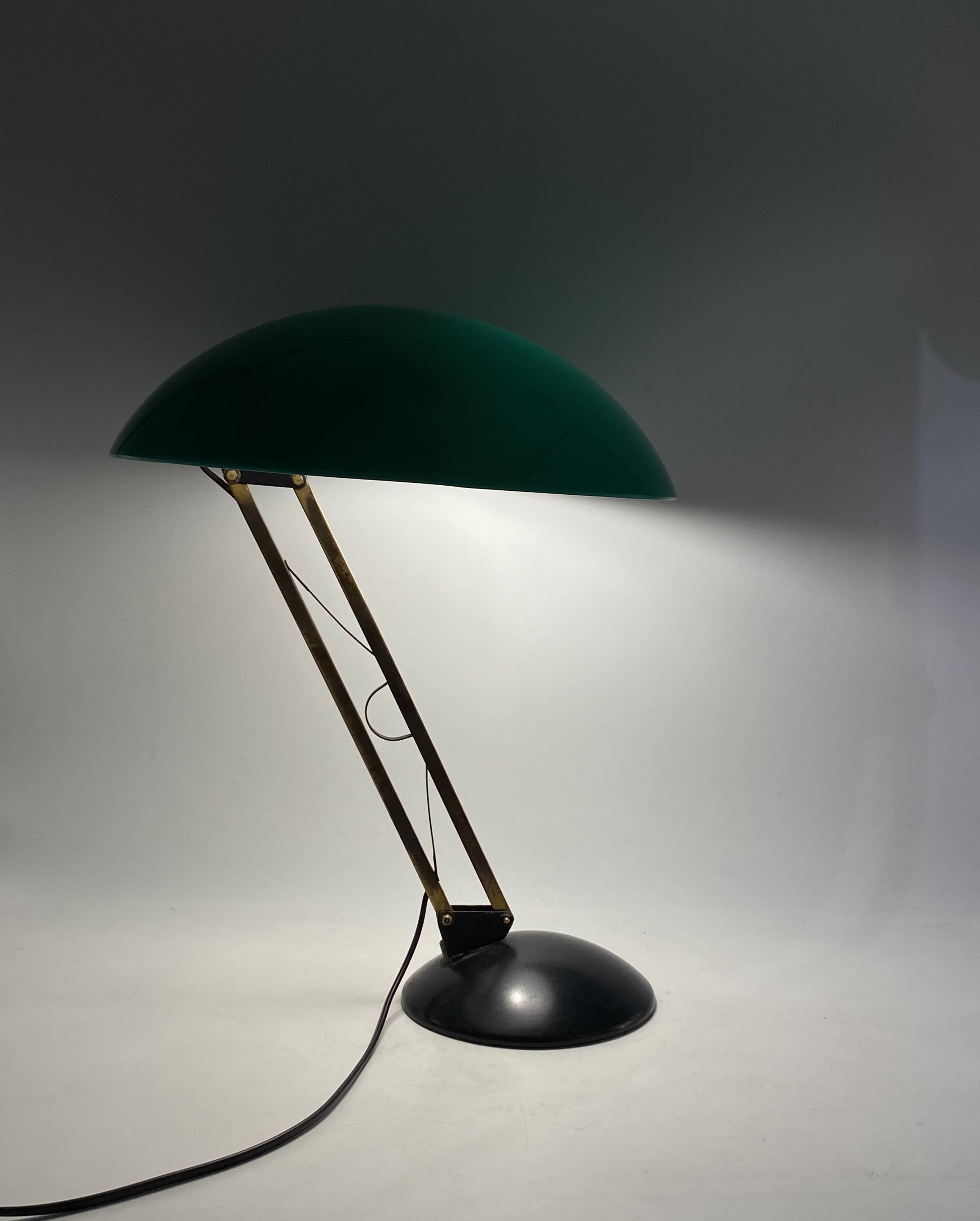 Mid-century green and brass table lamp, Italy 1960s