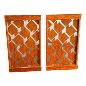 deux plateaux en bois