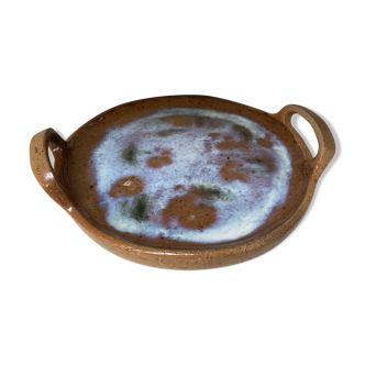 Enamelled sandstone dish